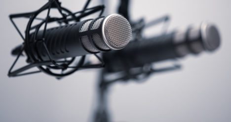 Court Reporter Equipment Options: From Typewriters to AI Software