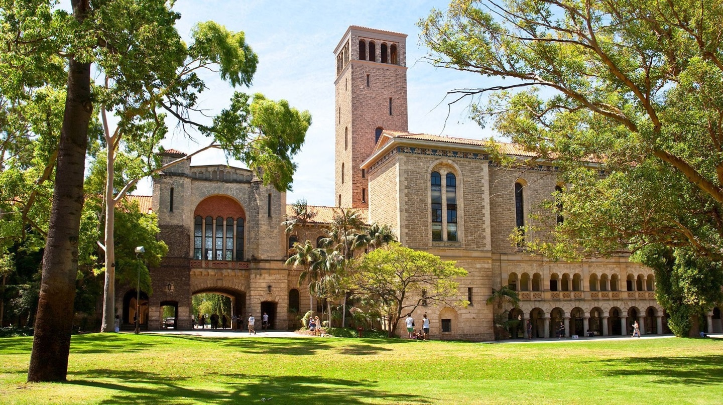 Winthrop Hall – Seekers Space Banner